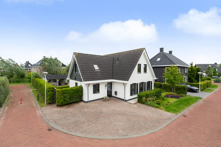 Foto 2 van Krakestee 8