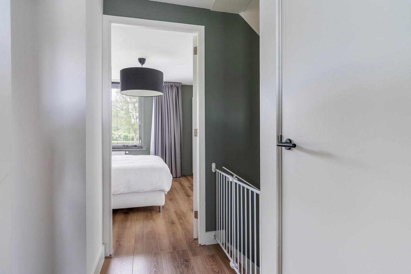 Photo 19 of Schierstins 12