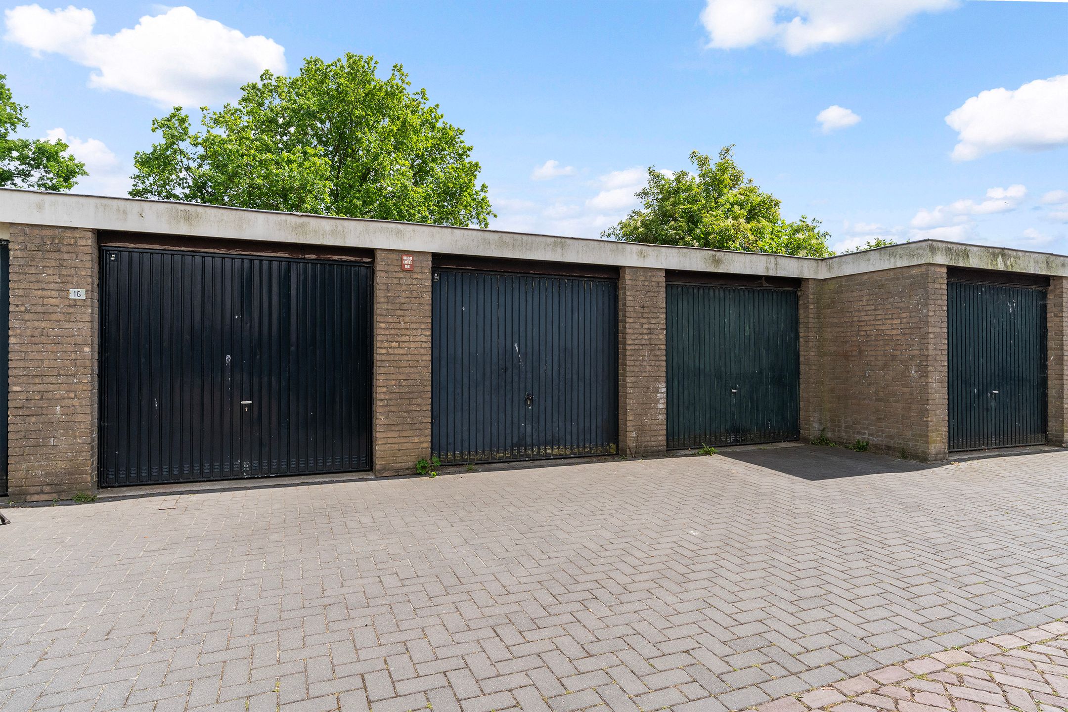 Photo 45 of Schierstins 12