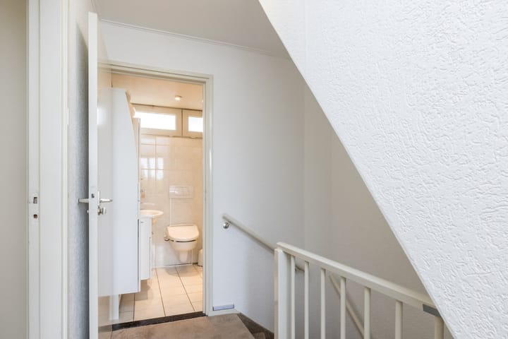 Foto 26 van Burg. Luytenstraat 14