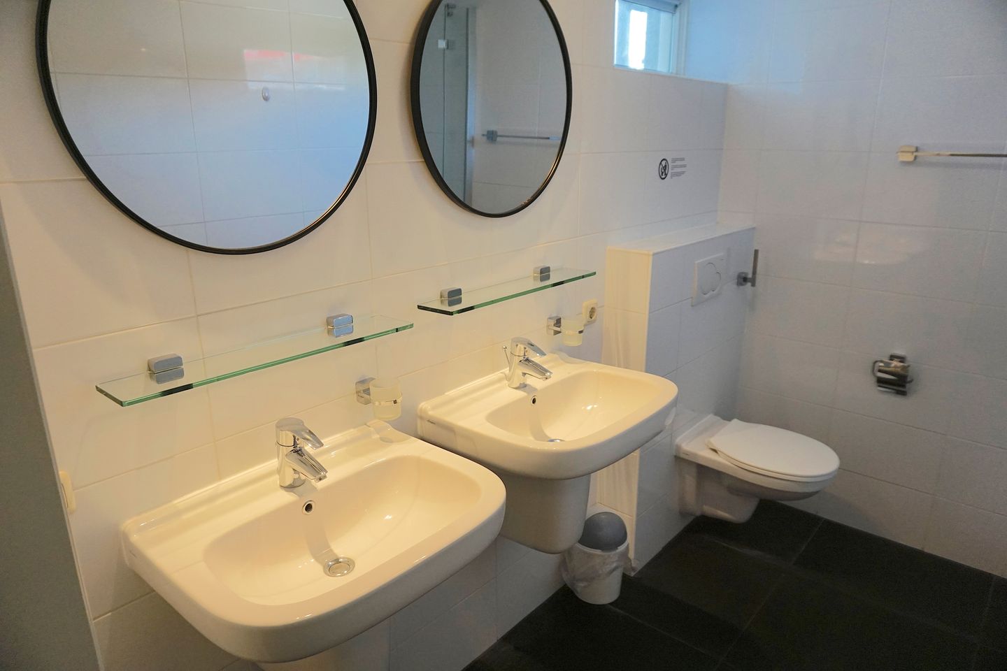 Foto 25 van Rijksstraatweg 80-129