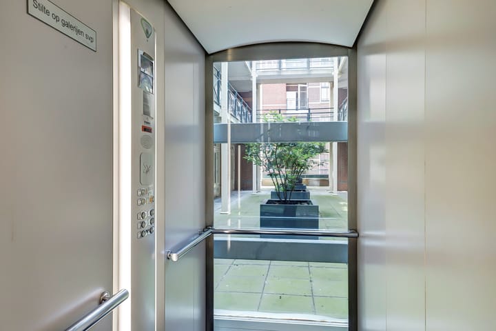 Foto 7 van Rustenburgerstraat 144-A20