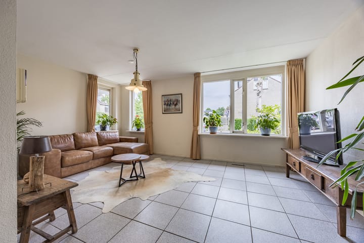 Foto 2 van Hoefblad 105