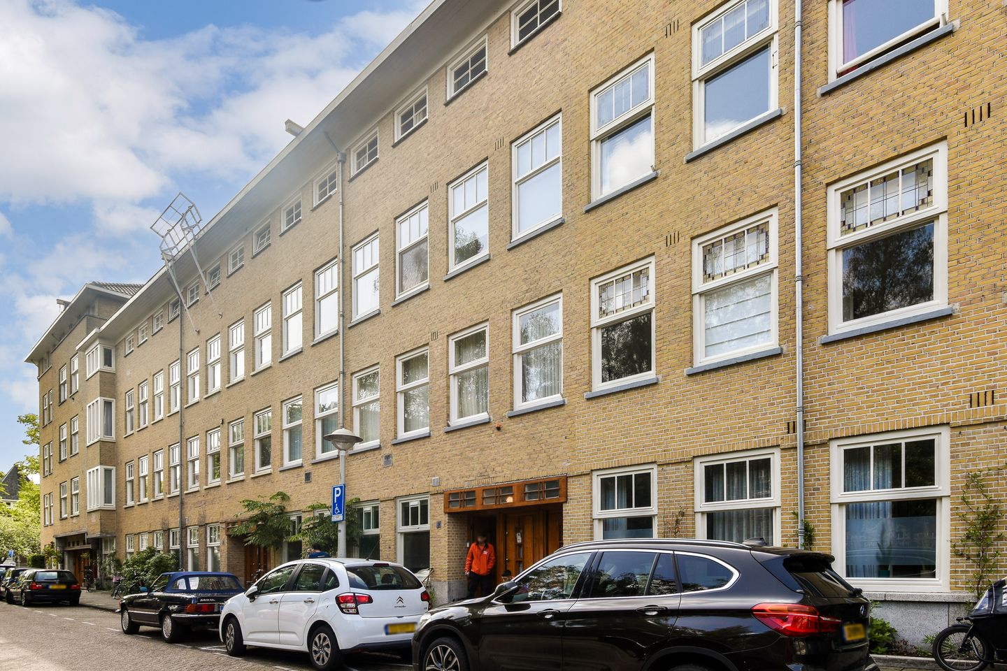 Photo 5 of Anthonie van Dijckstraat 9-3