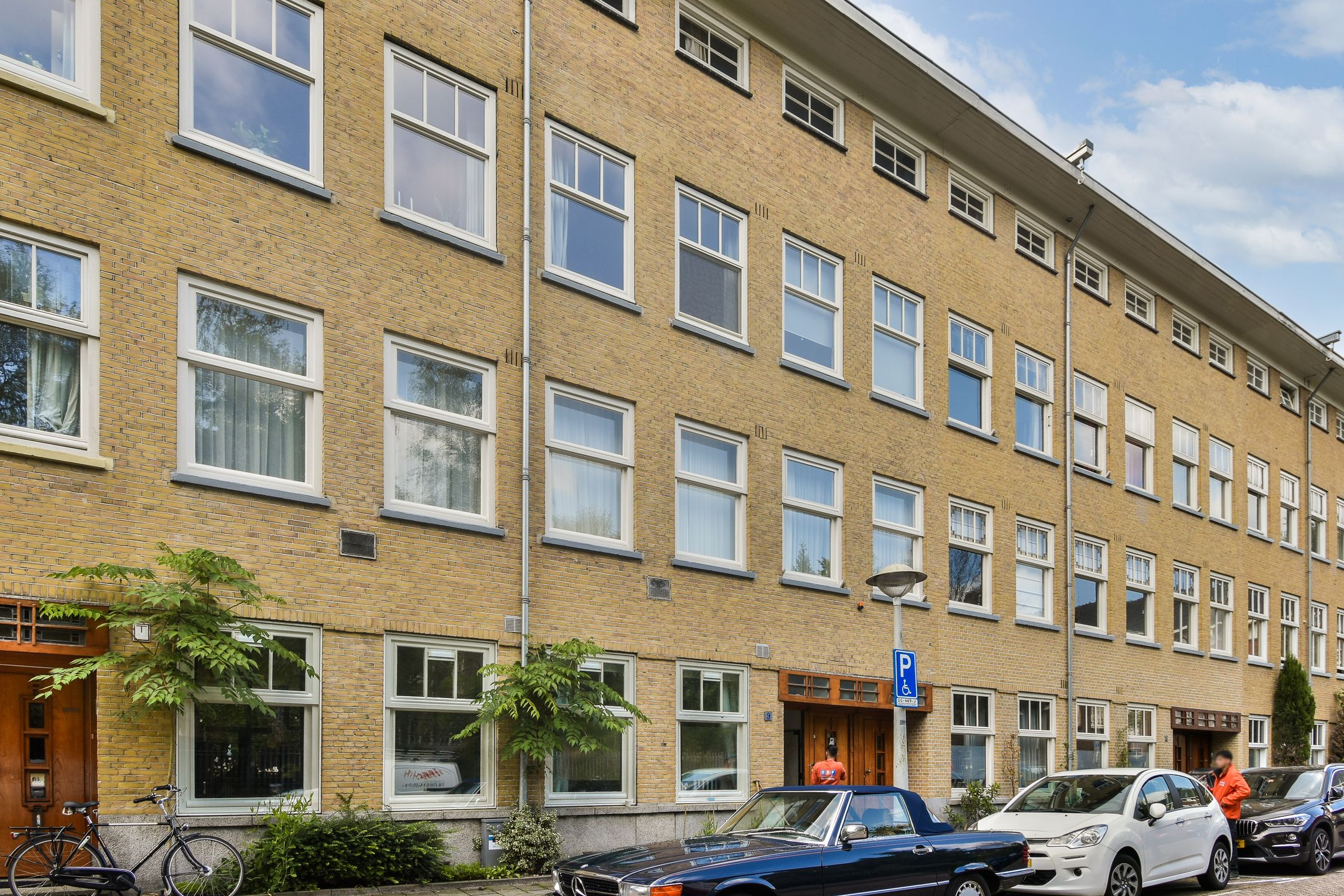 Photo 18 of Anthonie van Dijckstraat 9-3