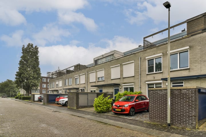 Foto 6 van mr. Verschuurstraat 23