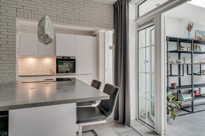 Foto 15 van PC Hooftstraat 30