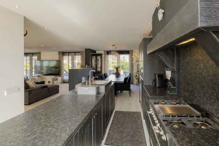 Foto 18 van Nassaulaan 12