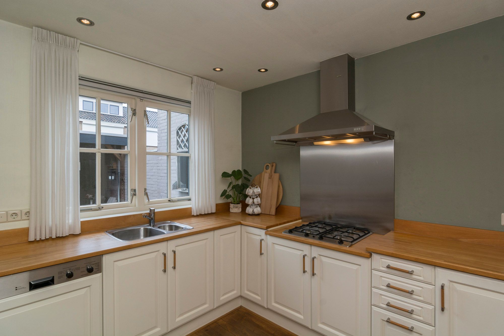 Foto 12 van Mondriaanstraat 36