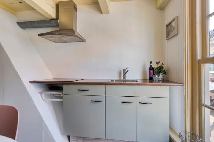 Photo 14 of Oosterstraat 72-A