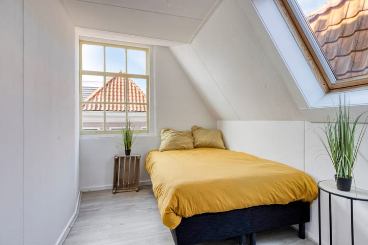 Photo 20 of Oosterstraat 72-A