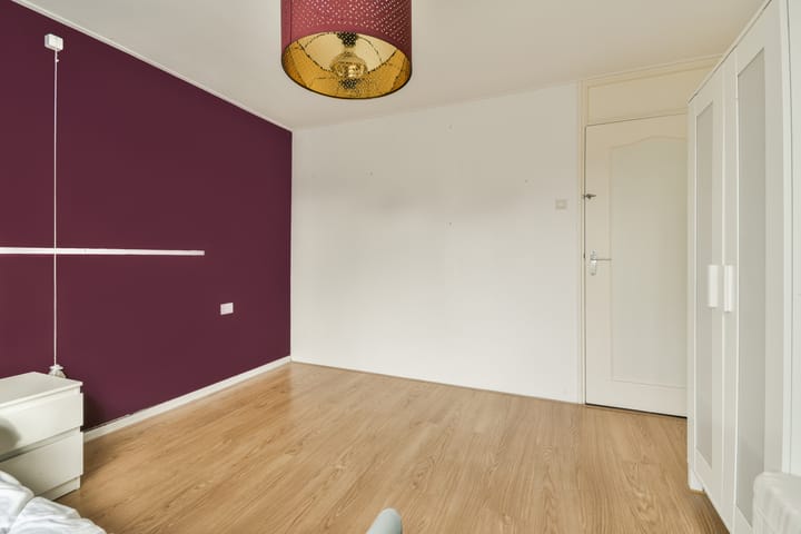 Photo 11 of Luitstraat 13