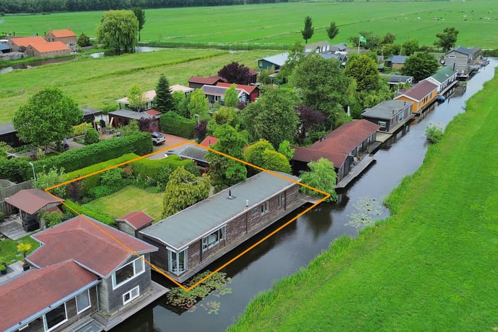 Foto 1 van Dotterbloem 13