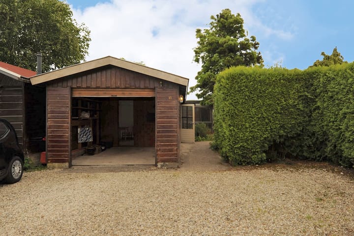 Foto 24 van Dotterbloem 13