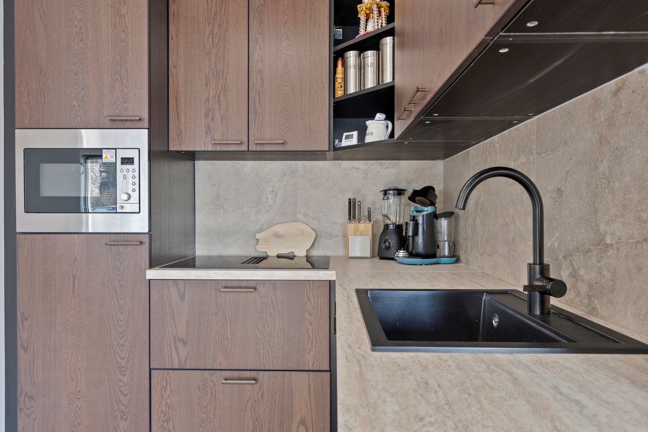 Foto 9 van Besançonlaan 1