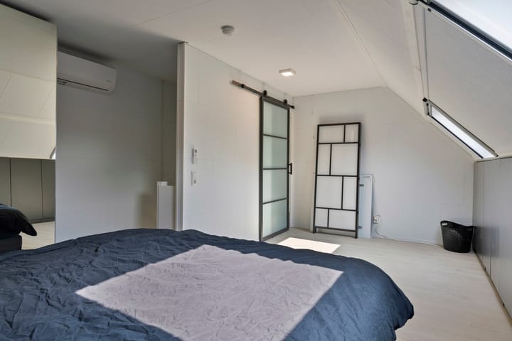 Foto 16 van Besançonlaan 1