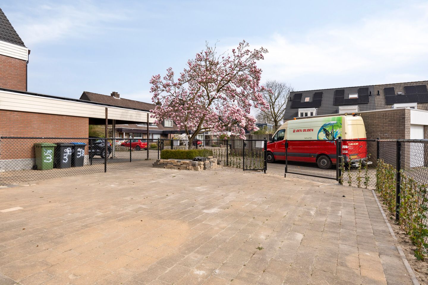 Foto 20 van Besançonlaan 1