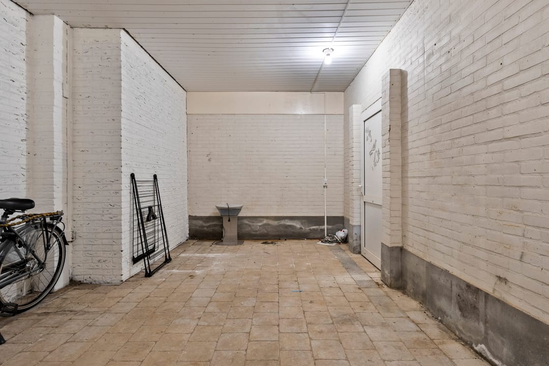 Foto 23 van Besançonlaan 1