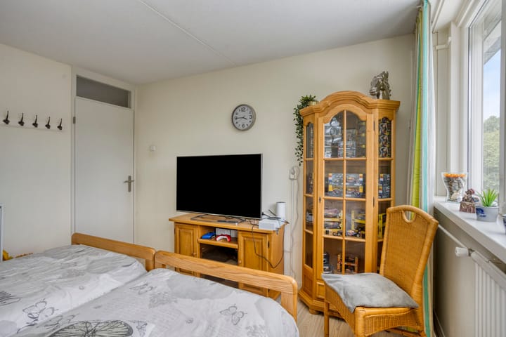 Foto 32 van Karperlaan 4