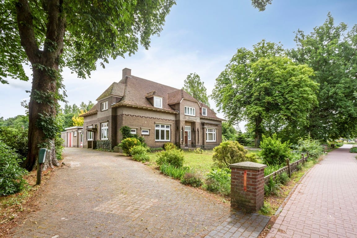 Foto 1 van Dokter Verbeecklaan 19