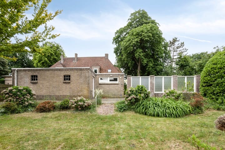 Foto 34 van Dokter Verbeecklaan 19