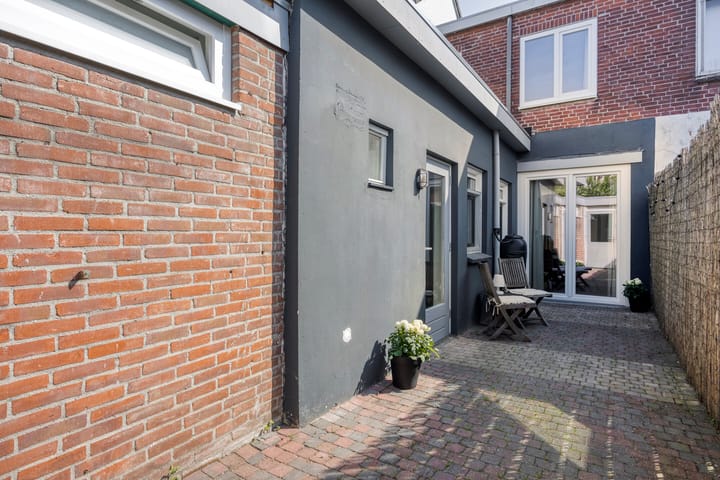 Foto 22 van Hoefstraat 231