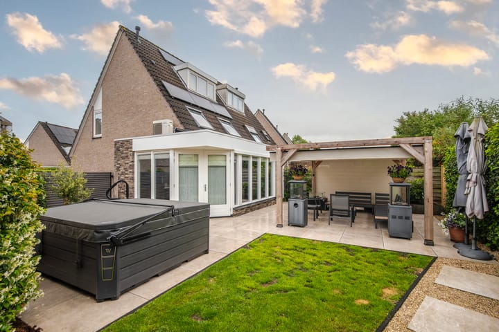 Foto 2 van Goudreinette 6