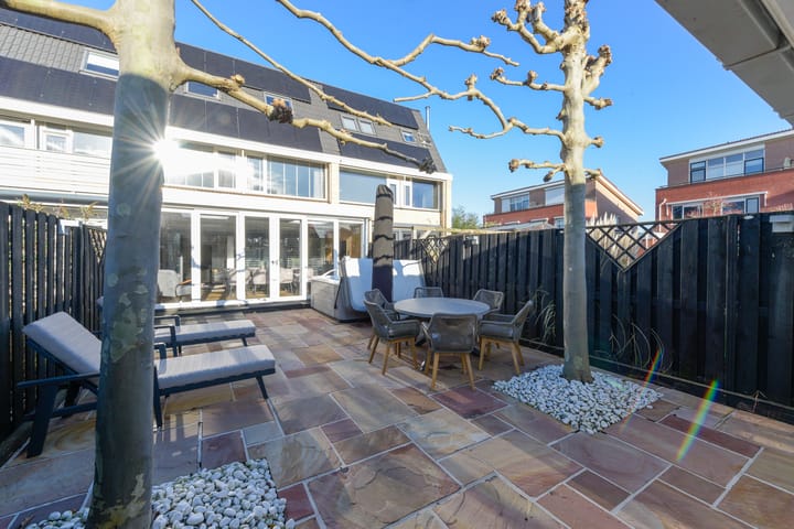 Foto 36 van Prins Clausstraat 5