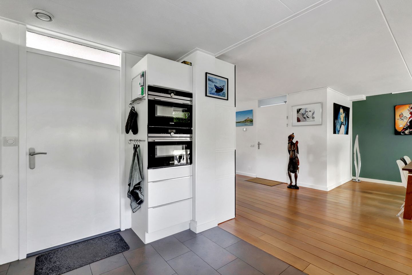 Photo 19 of Nienke van Hichtumlaan 3