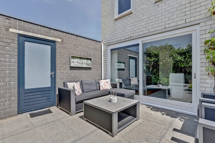 Foto 40 van Nienke van Hichtumlaan 3