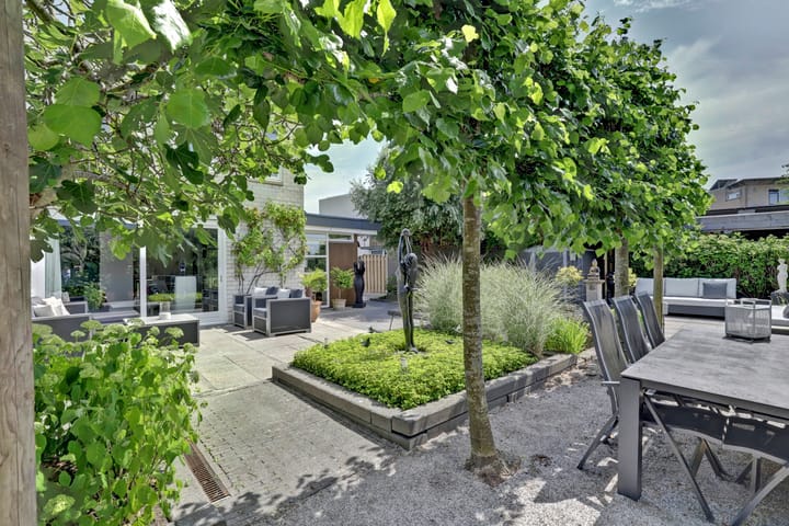 Foto 44 van Nienke van Hichtumlaan 3