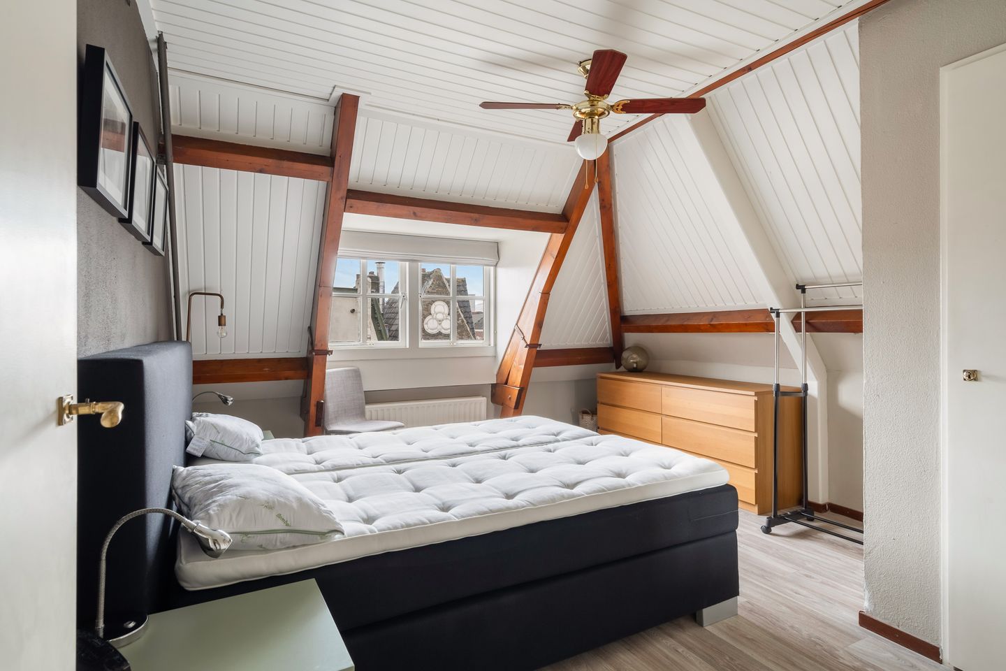 Foto 25 van Wijnstraat 198