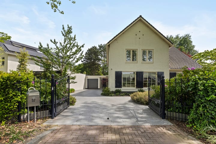 Photo 2 of Kloosterweg 57