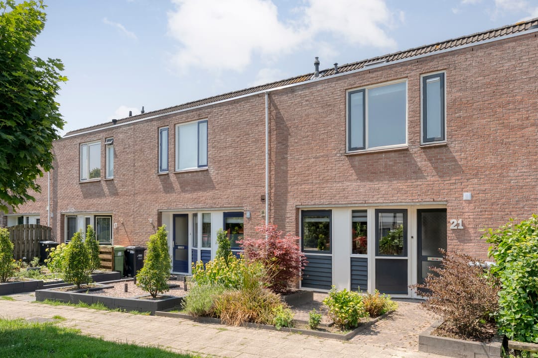 Foto 2 van H Roland Holstln 21