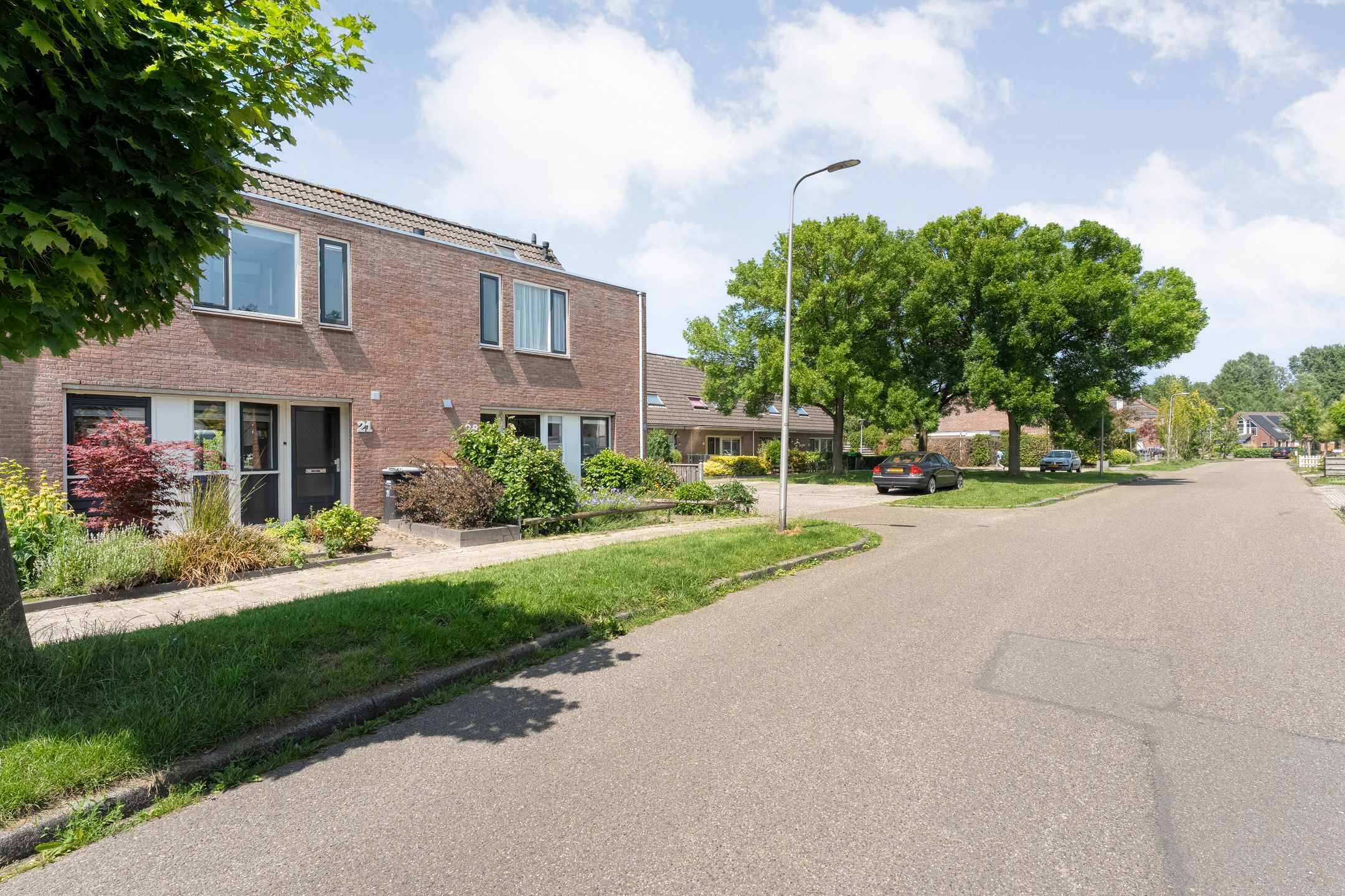 Foto 3 van H Roland Holstln 21