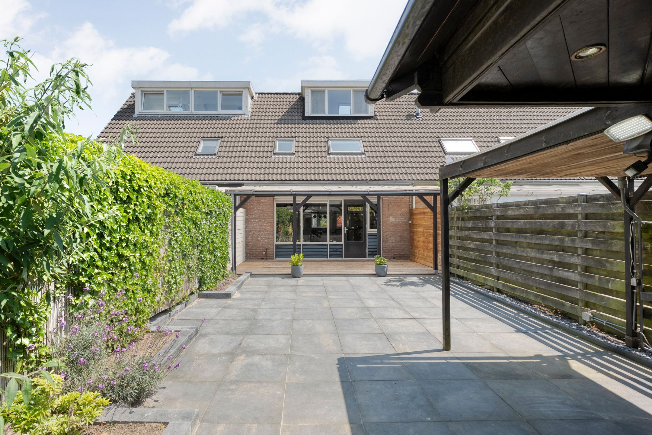 Foto 30 van H Roland Holstln 21