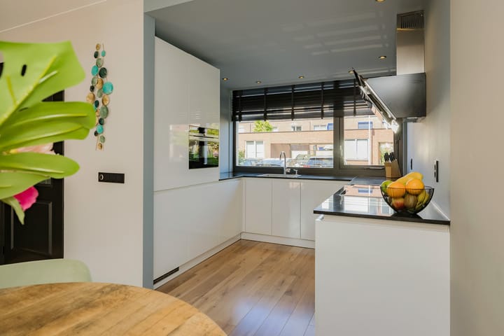 Foto 4 van D. Marotstraat 57