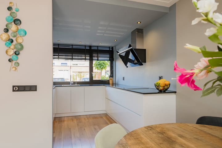 Foto 18 van D. Marotstraat 57