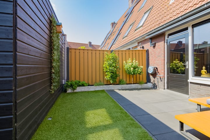 Foto 25 van D. Marotstraat 57