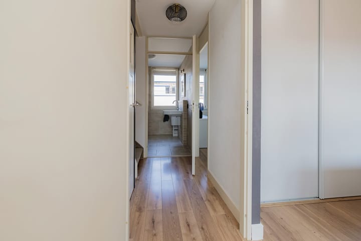 Foto 33 van D. Marotstraat 57