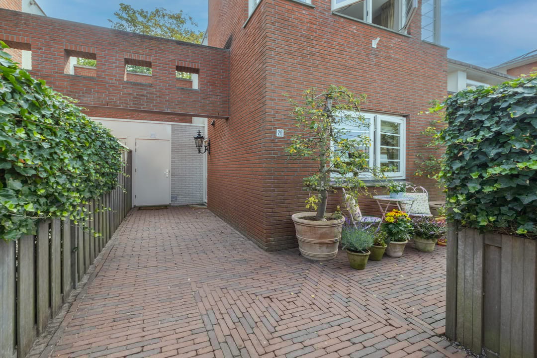 Photo 26 of Goudenregenstraat 20
