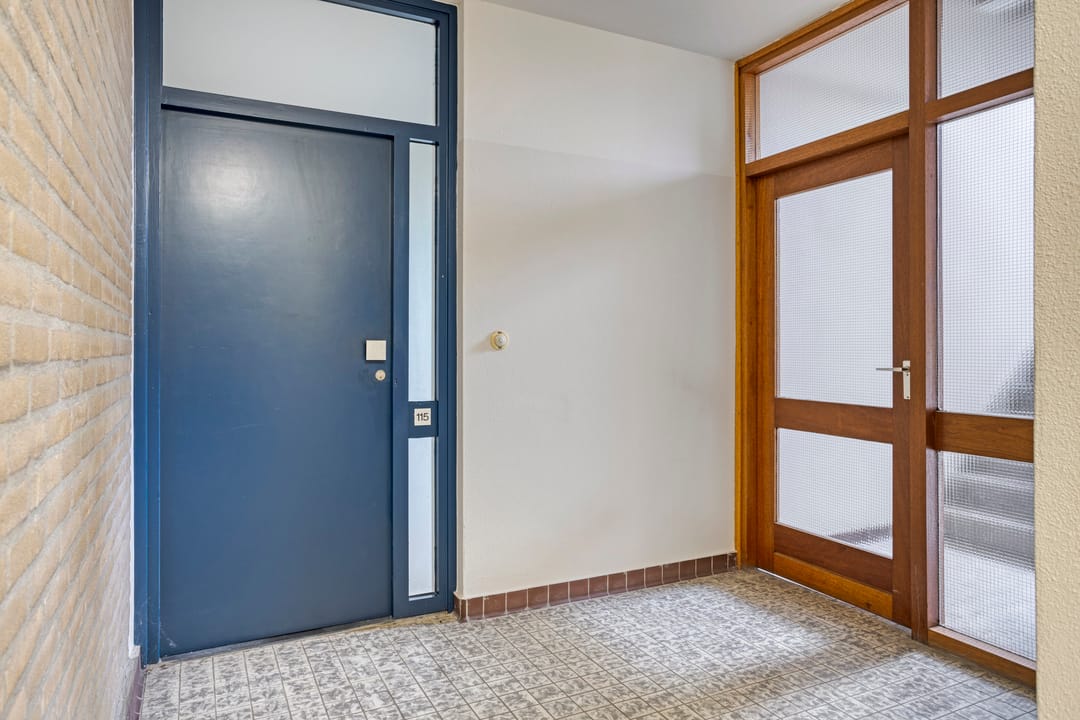 Photo 8 of Heutinkstraat 115