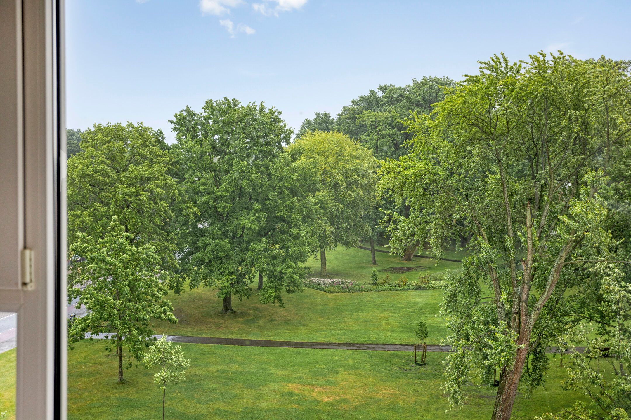 Photo 12 of Heutinkstraat 115