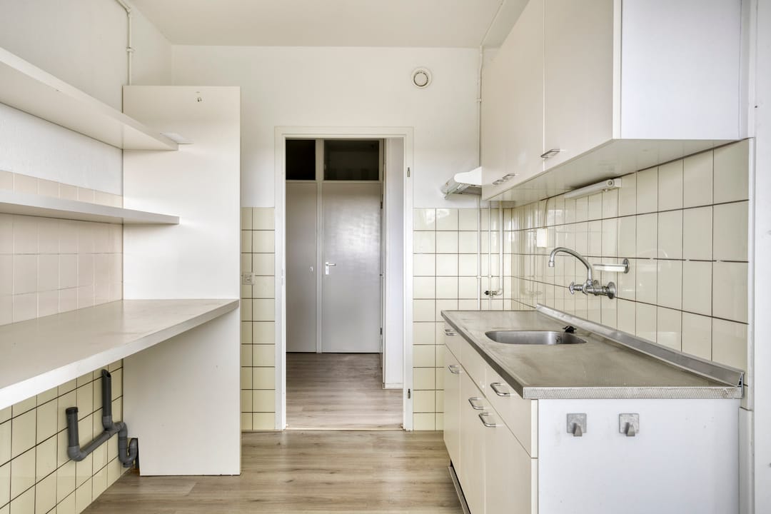 Photo 13 of Heutinkstraat 115