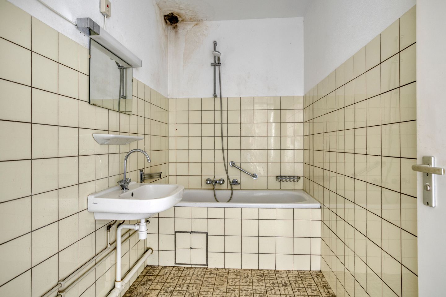 Photo 14 of Heutinkstraat 115