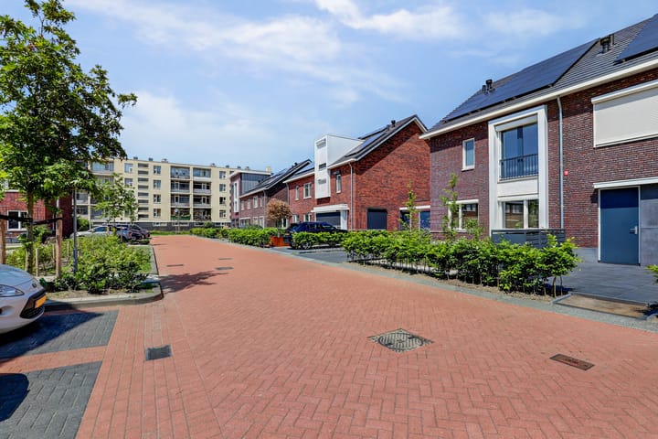 Foto 47 van Neptunusstraat 38