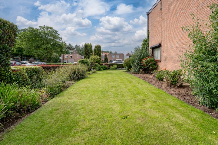 Foto 23 van Vondellaan 7