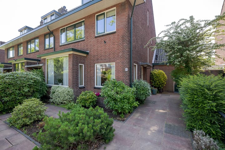 Photo 2 of Leidseweg 132