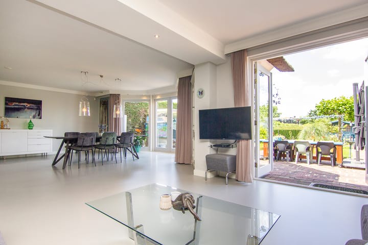 Foto 18 van Veermolenweg 10