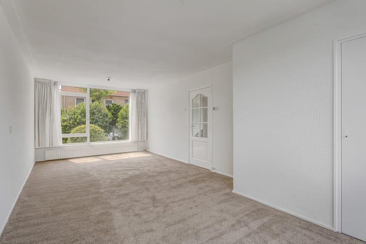 Photo 9 of Arnold van Leuvenstraat 23